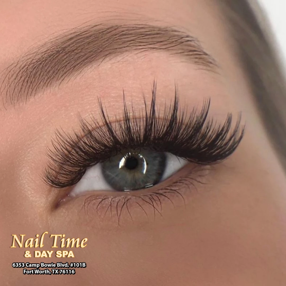 Eyelash Sep 23